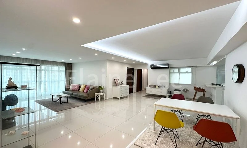5 Room (5I) HDB for Sale in  649 Punggol Central - Image 2