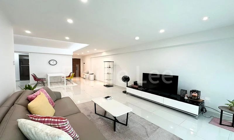 5 Room (5I) HDB for Sale in  649 Punggol Central - Image 4