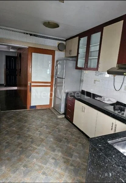 5 Room (5I) HDB for Rent in  690A Choa Chu Kang Crescent - Image 3