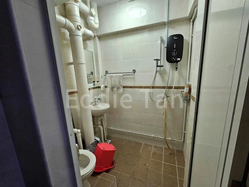Common Room (HDB) for Rent in  170 Bukit Batok West Avenue 8 - Image 2
