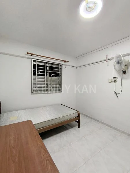 Common Room (HDB) for Rent in  646 Ang Mo Kio Avenue 6 - Image 2