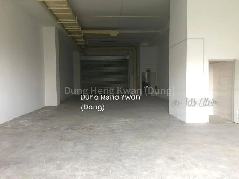 Factory / Workshop (B2) for Sale:  Rare | Ground Floor | High Ceiling - Image 5