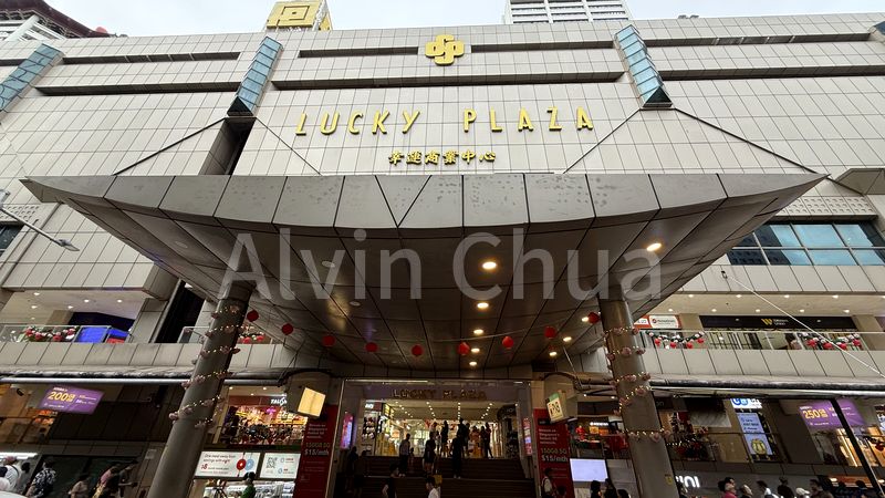 Mall Shop for Rent in Lucky Plaza - Image 4