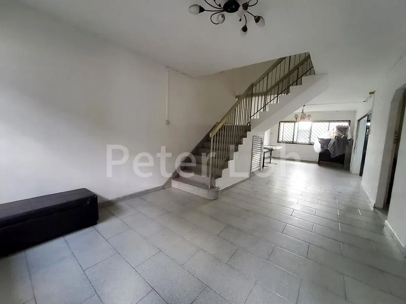 Maisonette HDB for Sale in 547 Pasir Ris Street 51 - Image 3