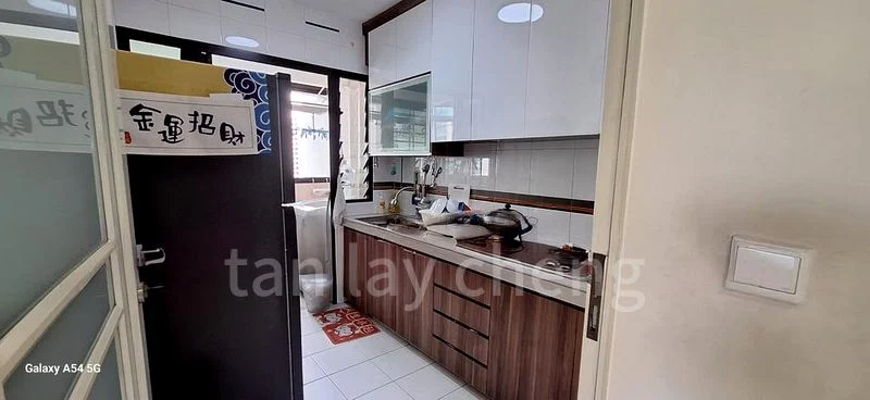 4 Room (4A) HDB for Rent in  550B Segar Road - Image 3