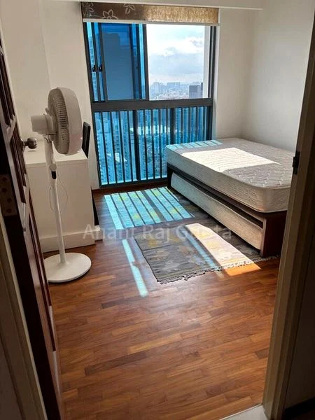 Common Room (HDB) for Rent in  1 Cantonment Road - Image 1