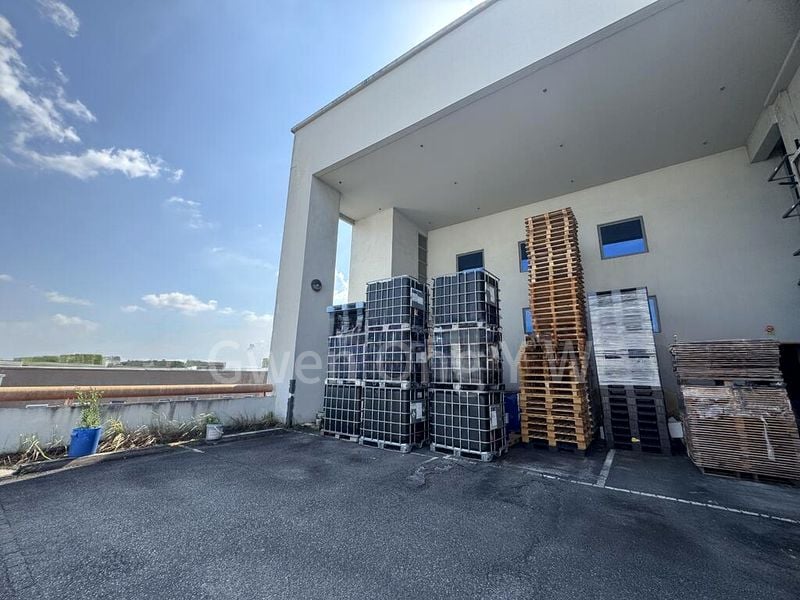 Factory / Workshop (B2) for Sale: Woodlands Spectrum II - Image 2