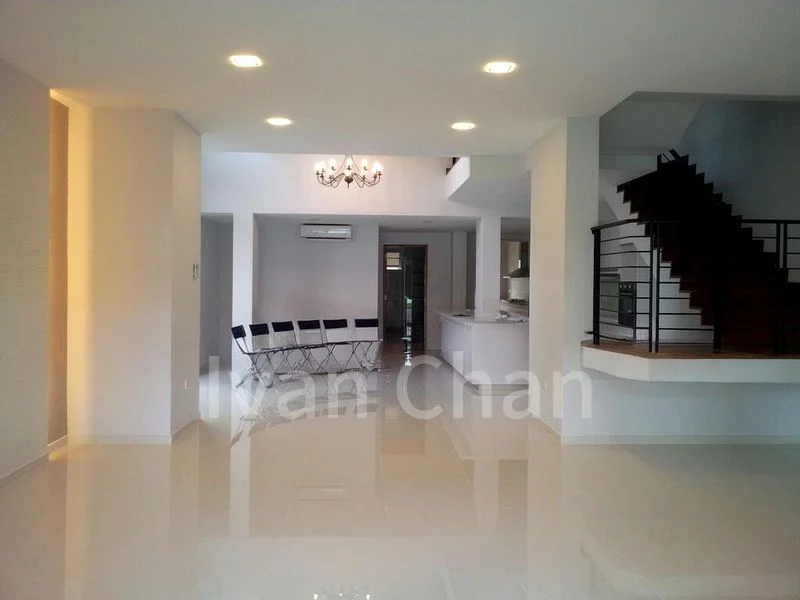 5 Bed Semi-Detached House (Landed) for Rent in  Mimosa Villas - Image 7
