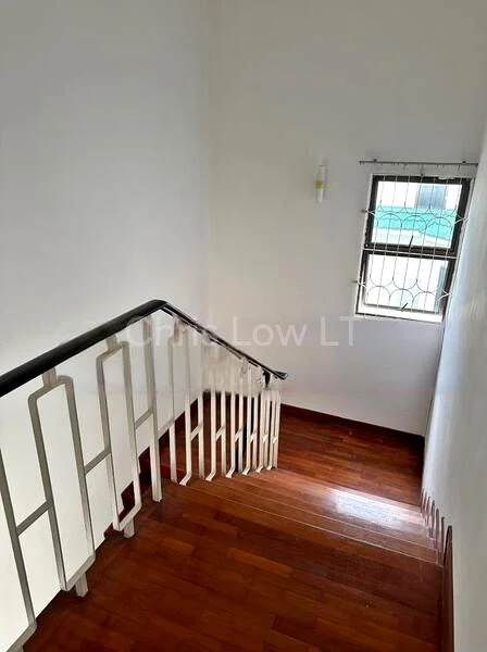 4 Bed Bungalow (Landed) for Sale in  Clementi Park - Image 8