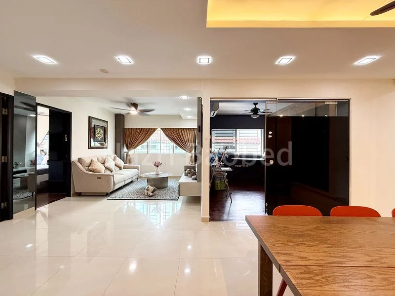 5 Room (5I) HDB for Sale in 114 Pasir Ris Street 11 - Image 11