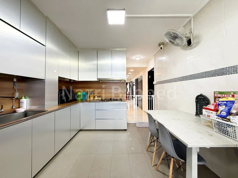 5 Room (5I) HDB for Sale in 114 Pasir Ris Street 11 - Image 30