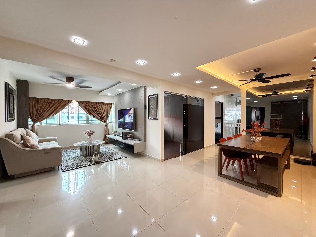 5 Room (5I) HDB for Sale in  114 Pasir Ris Street 11 - Image 37