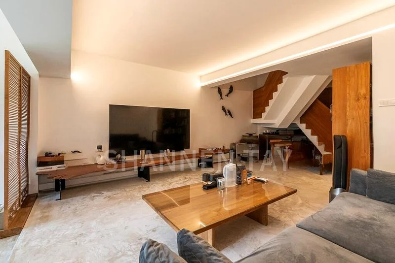 Maisonette HDB for Sale in  110 Clementi Street 13 - Image 8