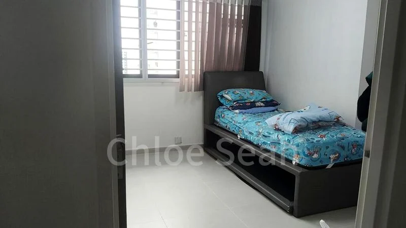 Common Room (HDB) for Rent in  418B Fernvale Link - Image 1
