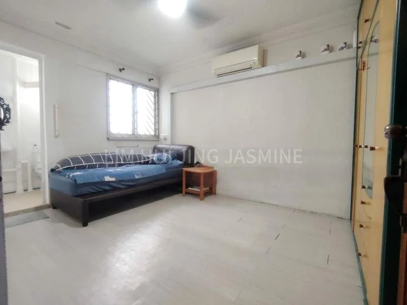 3 Room (3NG) HDB for Sale in  147 Yishun Street 11 - Image 6