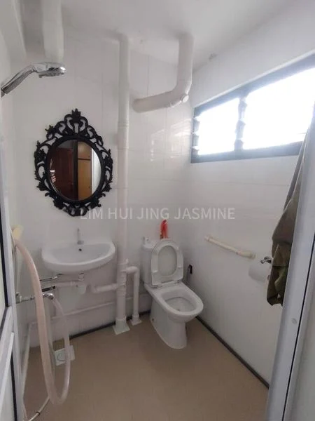 3 Room (3NG) HDB for Sale in  147 Yishun Street 11 - Image 7