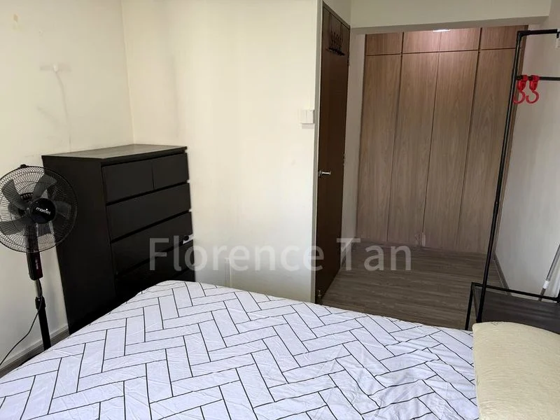 Common Room (HDB) for Rent in  196 Rivervale Drive - Image 2