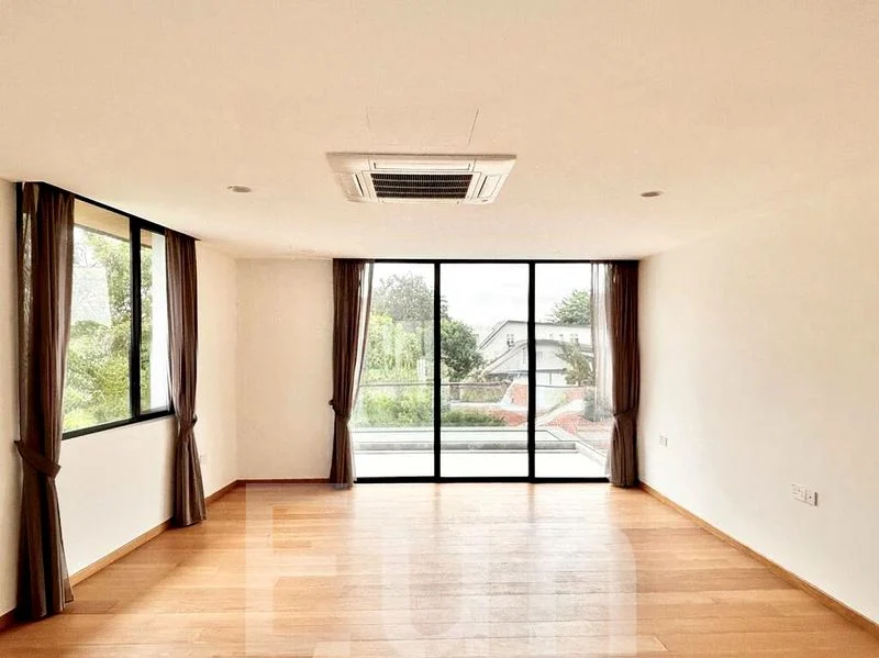 6 Bed Bungalow (Landed) for Sale in  Binjai Crest - Image 3