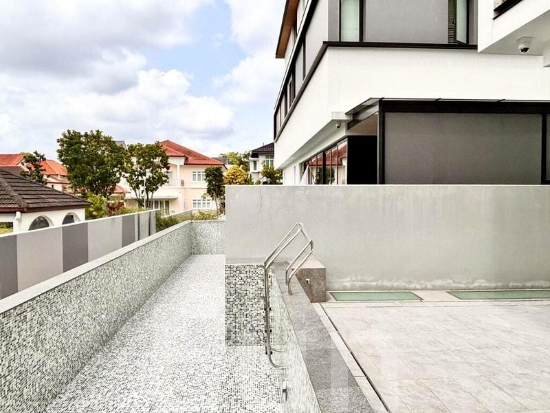 6 Bed Bungalow (Landed) for Sale in  Binjai Crest - Image 10
