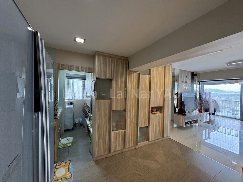 5 Room (5I) HDB for Rent in  311C Clementi Avenue 4 - Image 1