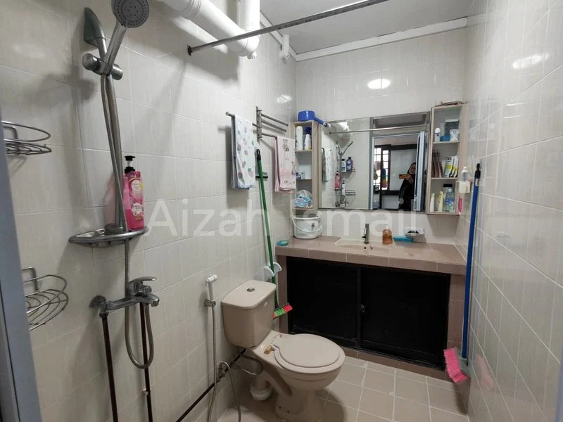 5 Room (5I) HDB for Sale in  899C Woodlands Drive 50 - Image 11