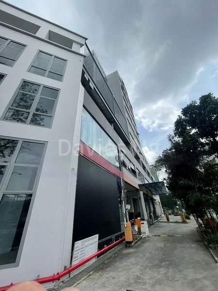 Light Industrial (B1) for Rent: One Tannery - Image 10