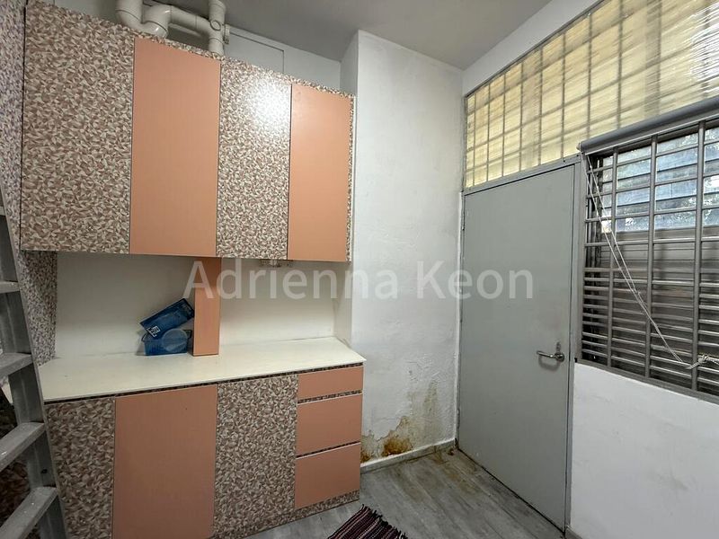 Shop / Shophouse for Rent: Holland Road - Image 3