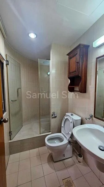 Common Room (HDB) for Rent in  639B Tampines Street 62 - Image 3