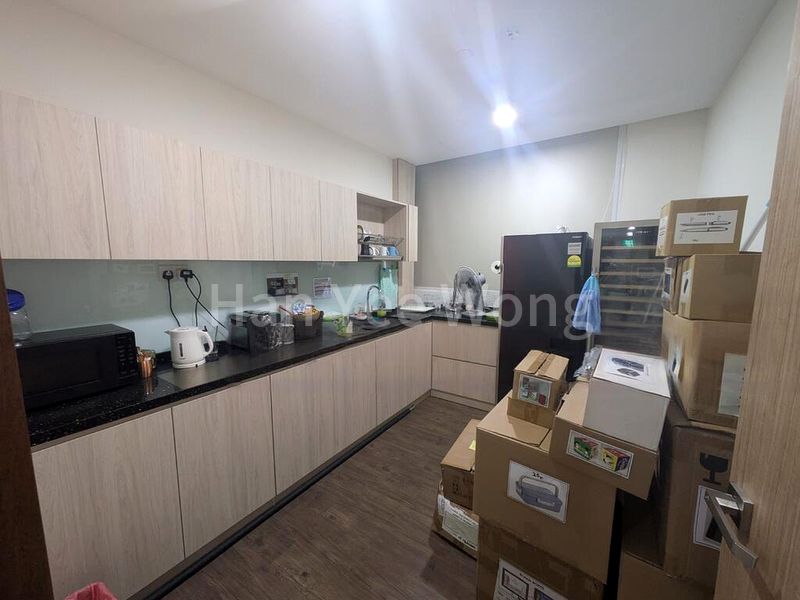 Light Industrial (B1) for Sale: Henderson Industrial Park - Image 3