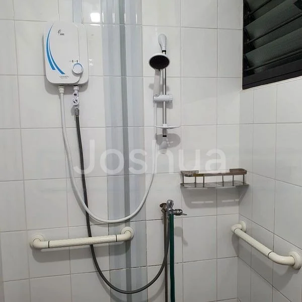 Common Room (HDB) for Rent in  112 Bedok Reservoir Road - Image 5