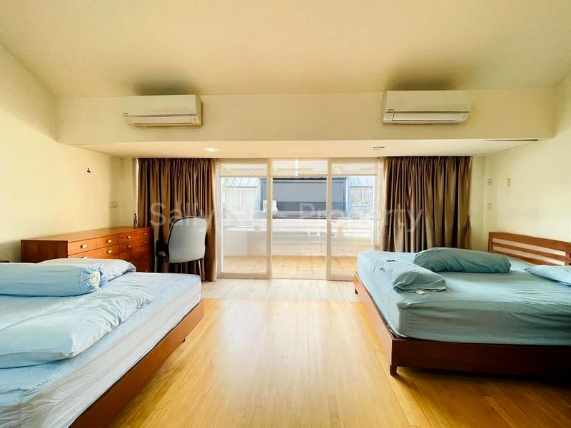 4 Bed Terraced House (Landed) for Rent in  Oasis @ Mulberry - Image 11