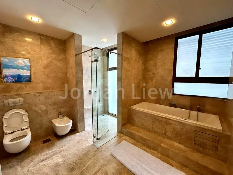 7 Bed Bungalow (Landed) for Sale in  Paradise Island - Image 4