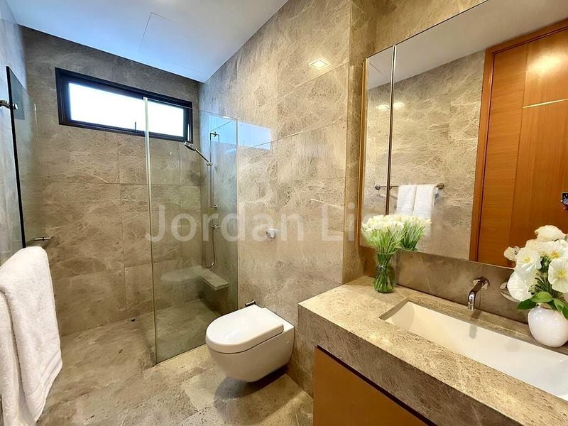 7 Bed Bungalow (Landed) for Sale in  Paradise Island - Image 5