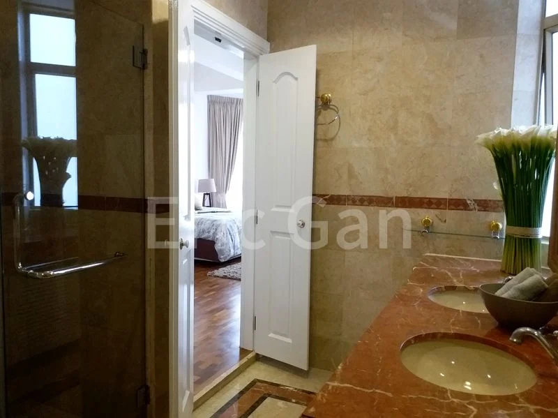 4 Bed Condo for Rent in  Leonie Condotel - Image 10