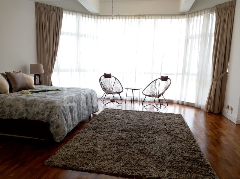 4 Bed Condo for Rent in  Leonie Condotel - Image 8