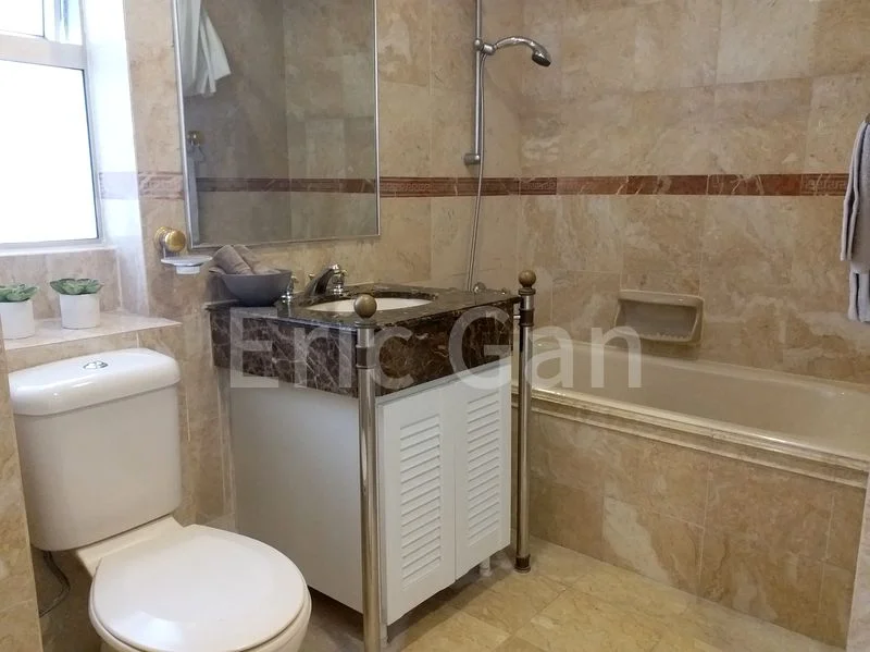 4 Bed Condo for Rent in  Leonie Condotel - Image 5