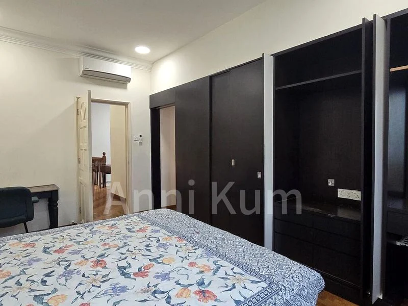 5 Bed Semi-Detached House (Landed) for Rent in  Eastwood Road - Image 8