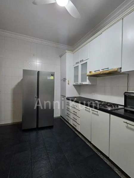 5 Bed Semi-Detached House (Landed) for Rent in  Eastwood Road - Image 14