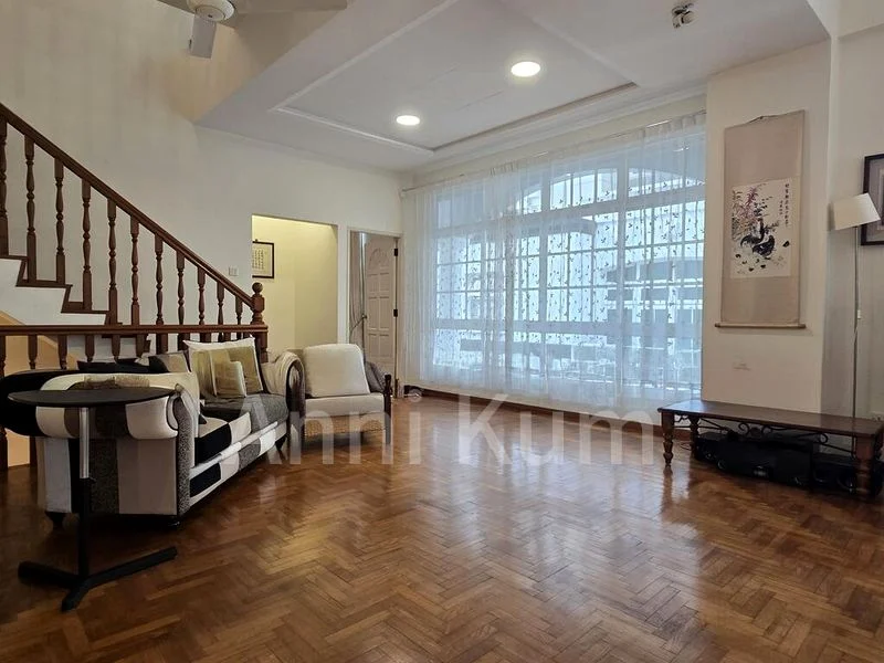 5 Bed Semi-Detached House (Landed) for Rent in  Eastwood Road - Image 13