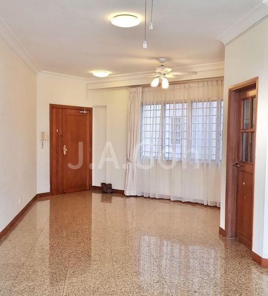 3 Bed Condo for Sale in  The Bayshore - Image 1