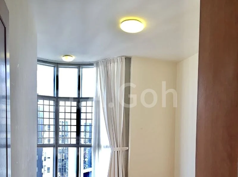 3 Bed Condo for Sale in  The Bayshore - Image 2