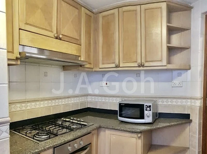 3 Bed Condo for Sale in  The Bayshore - Image 5