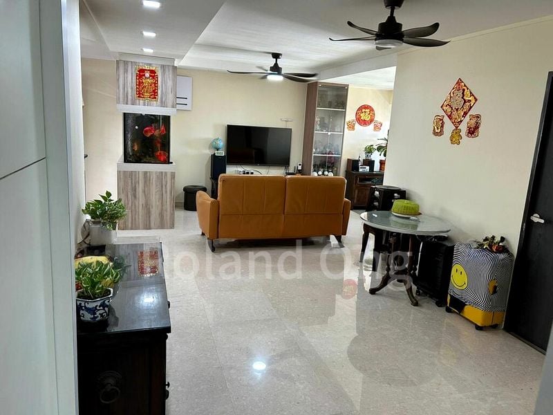 Common Room (HDB) for Rent in  176A Edgefield Plains - Image 1