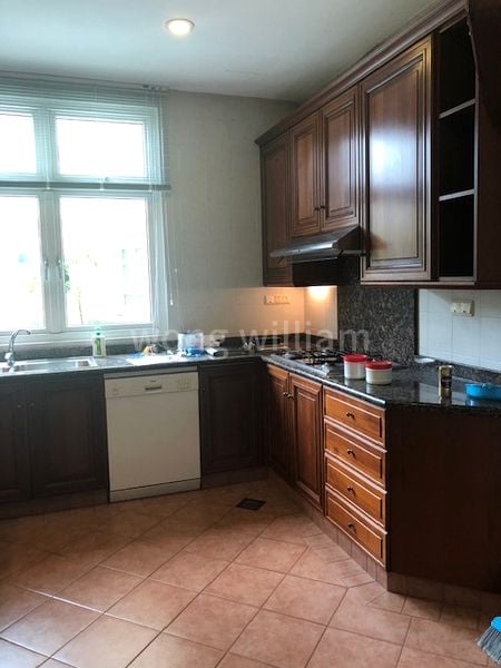 4+1 Bed Condo for Rent in  Chelsea Gardens - Image 2