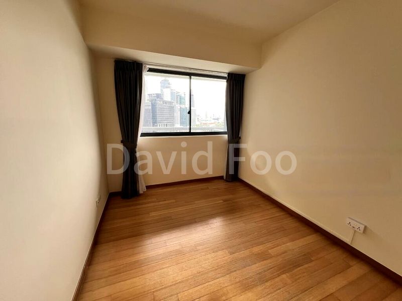 3 Bed Condo for Rent in  Marina Bay Residences - Image 7