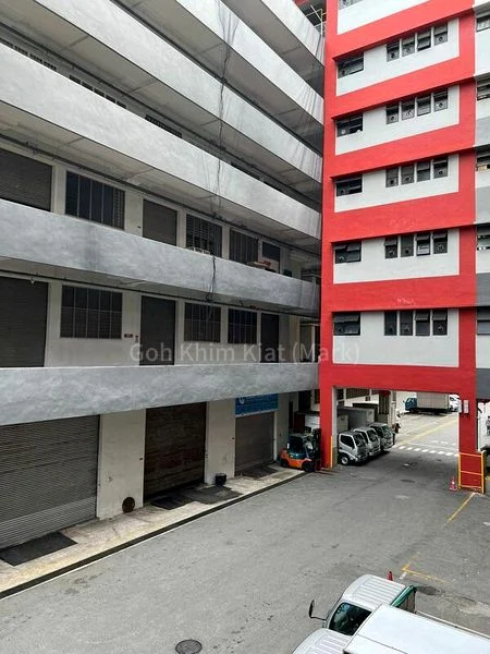 Light Industrial (B1) for Rent: Shun Li Industrial Complex - Image 3