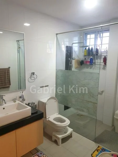 4 Bed Semi-Detached House (Landed) for Rent in AMK Hub - Image 3