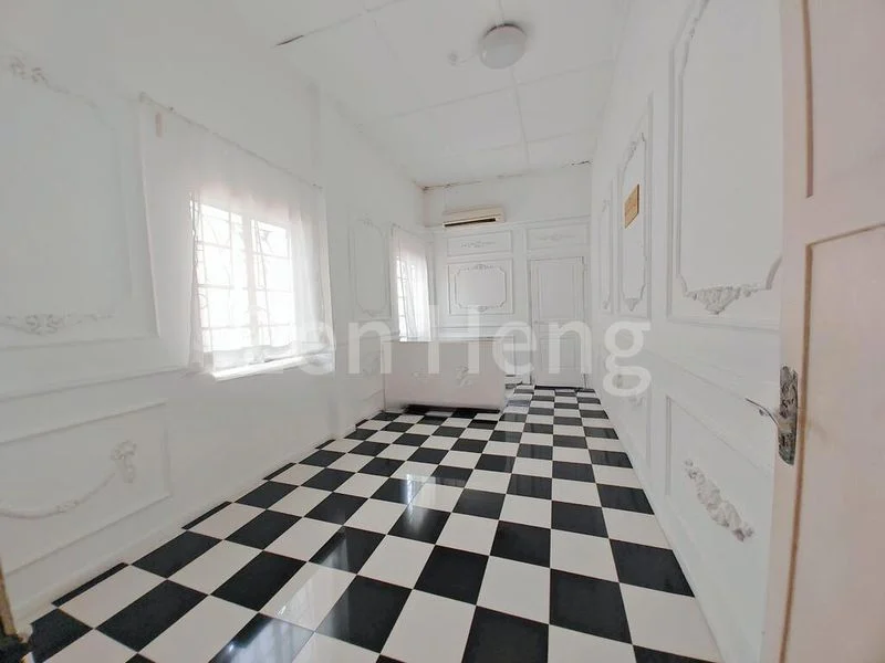 6 Bed Conservation House (Landed) for Sale in  Cavenagh Gardens - Image 5