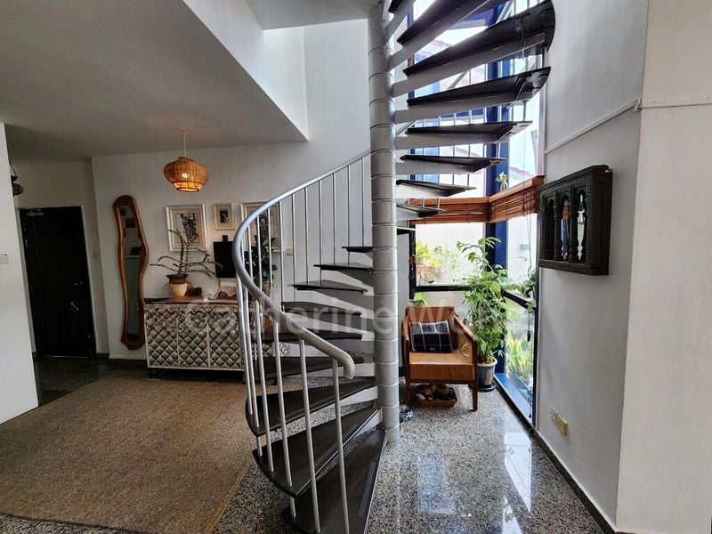 3 Bed Condo for Sale in  Nineteen Shelford Road - Image 1