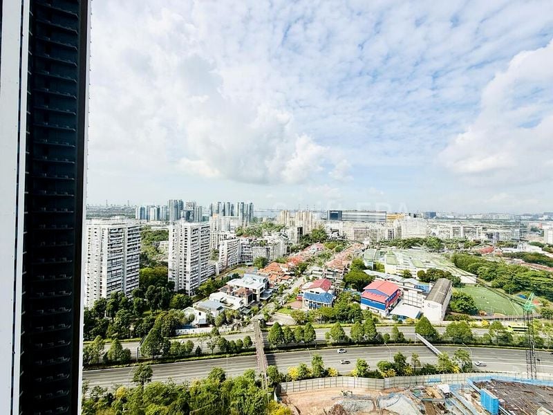 4 Bed Condo for Rent in The Clement Canopy - Image 9